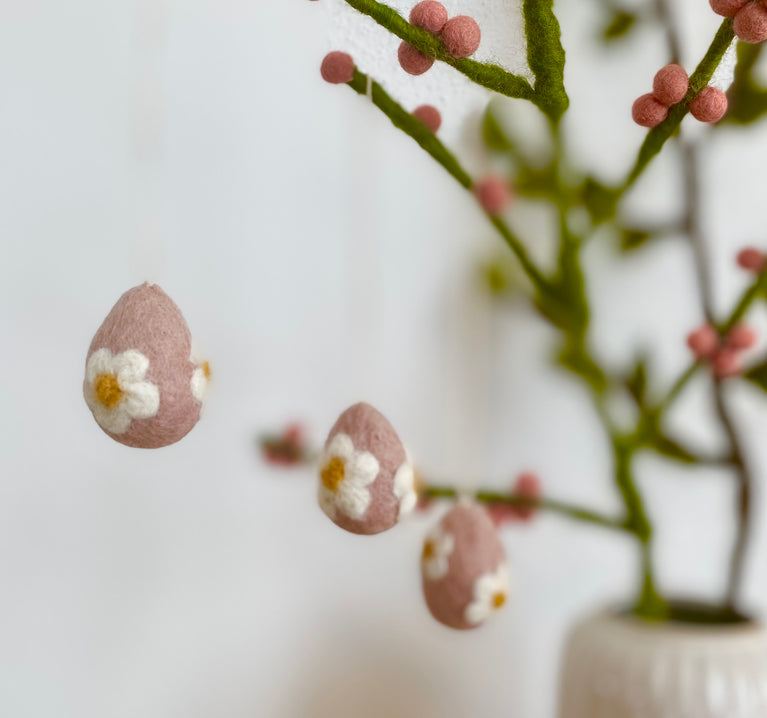Ostereier aus Filz mit Blümchen, Ostern-Deko - 3 Stück - Anhänger Filz (Gry & Sif)