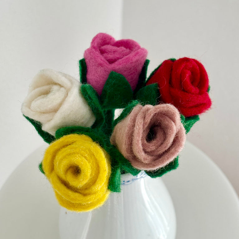 5 kleine Rosen (rosa/weiß/gelb/rot/pink - 19cm) (Nepalaya)