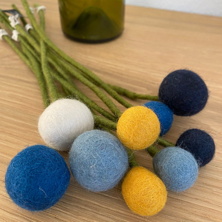 Blumenstrauß "kleiner Blumengruß blau" Filzblumen 9 Stück - (Gry & Sif)