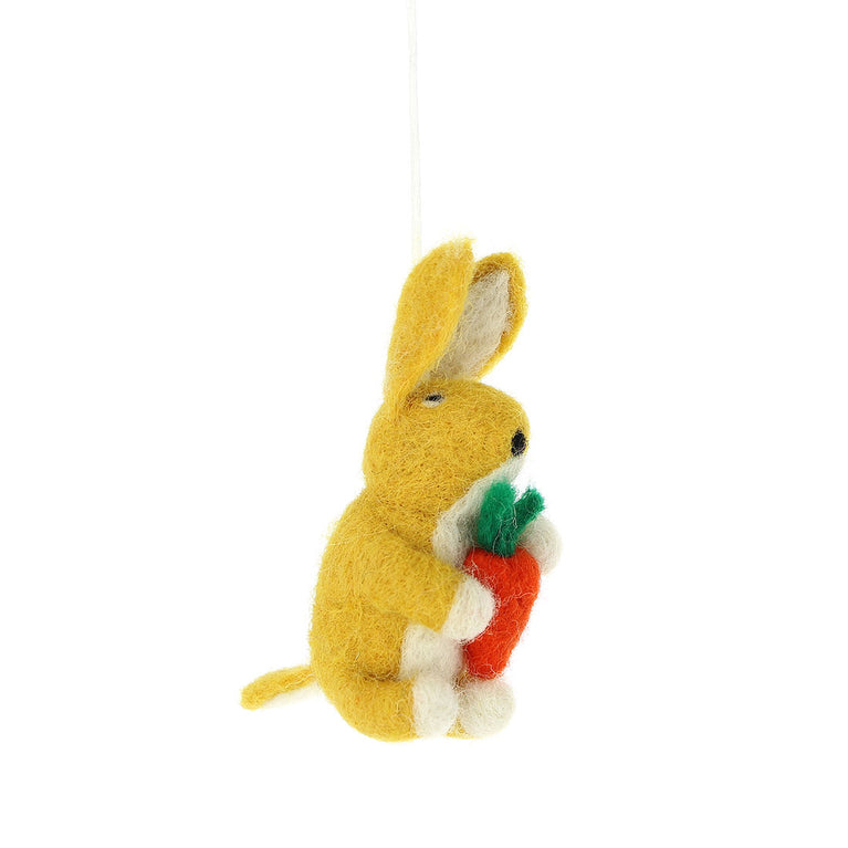 Anhänger HASE mit Möhre / Osterhase mit Karotte, Filz, Ostern-Deko - Anhänger (Globo Fair Trade)