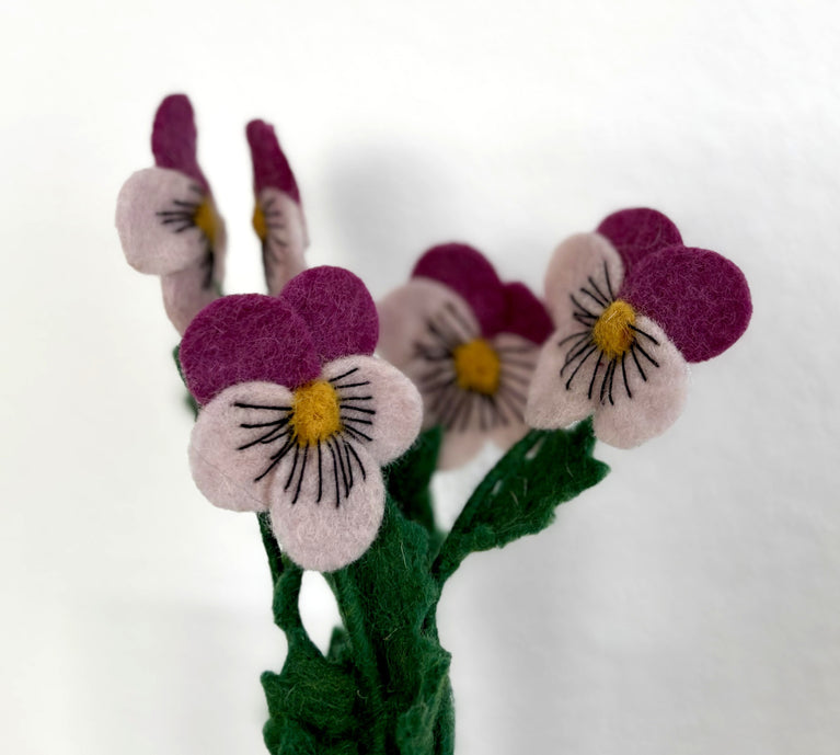Stiefmütterchen Veilchen aus Filz (1 Stück o. 5 Stück) - Filzblumen (GLOBO Fair Trade Partner)