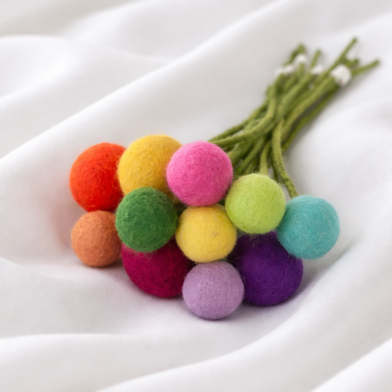Blumenstrauß "Regenbogen"  Filzblumen 11 Stück - (Gry & Sif)