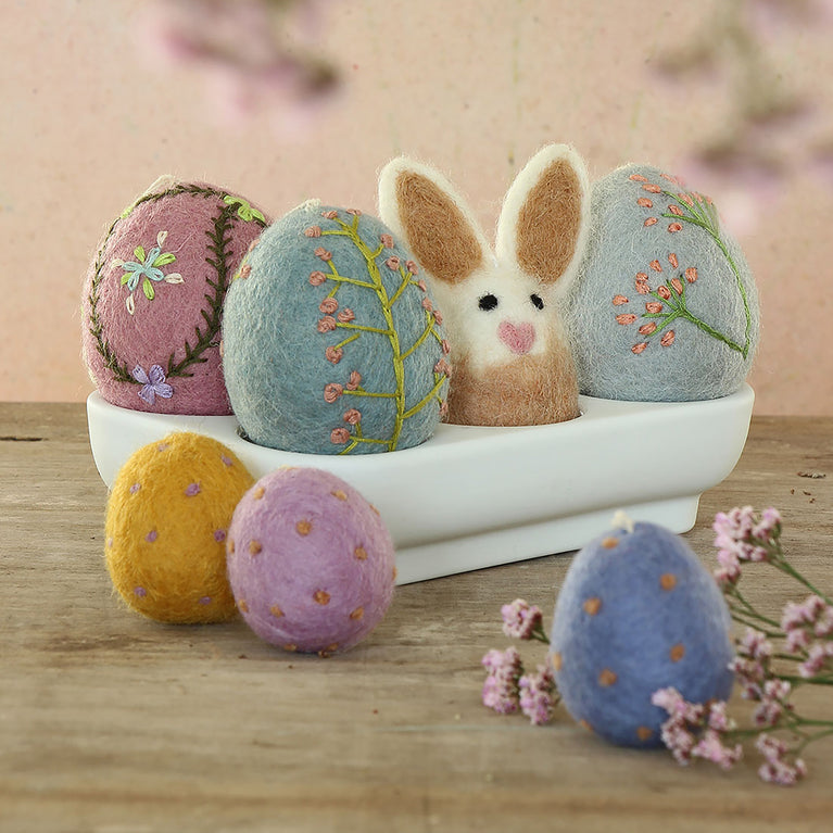 niedliche Hasen Osterhasen (7cm / 2 Stück) aus Filz Ostern Ostereier Osterdeko - Anhänger (Globo Fair Trade)